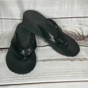 Speedo Women’s Thong Sandals 7 Black Flip Flop Wedge Platform